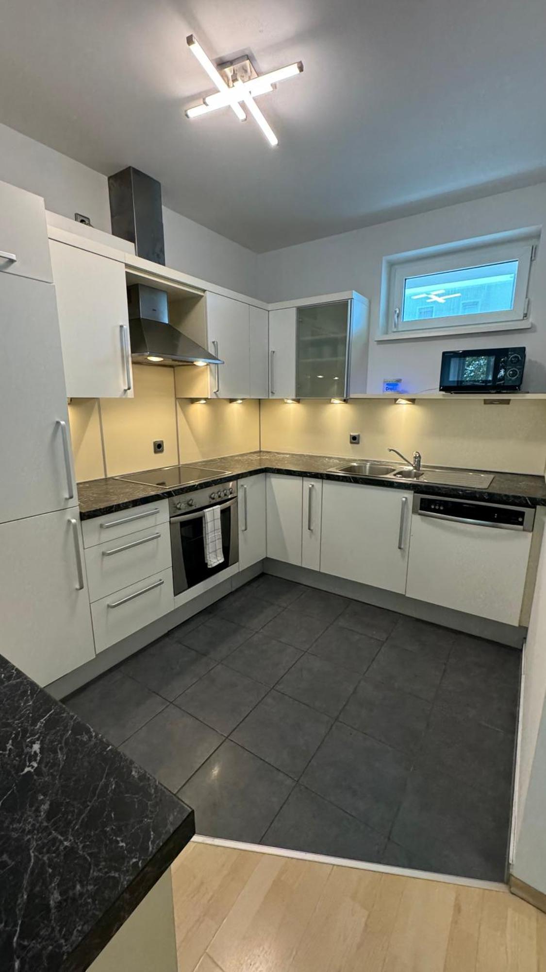 City Apartement Linz Fuer 5 Gaeste Mit Self-Checkin Und Kueche Buitenkant foto