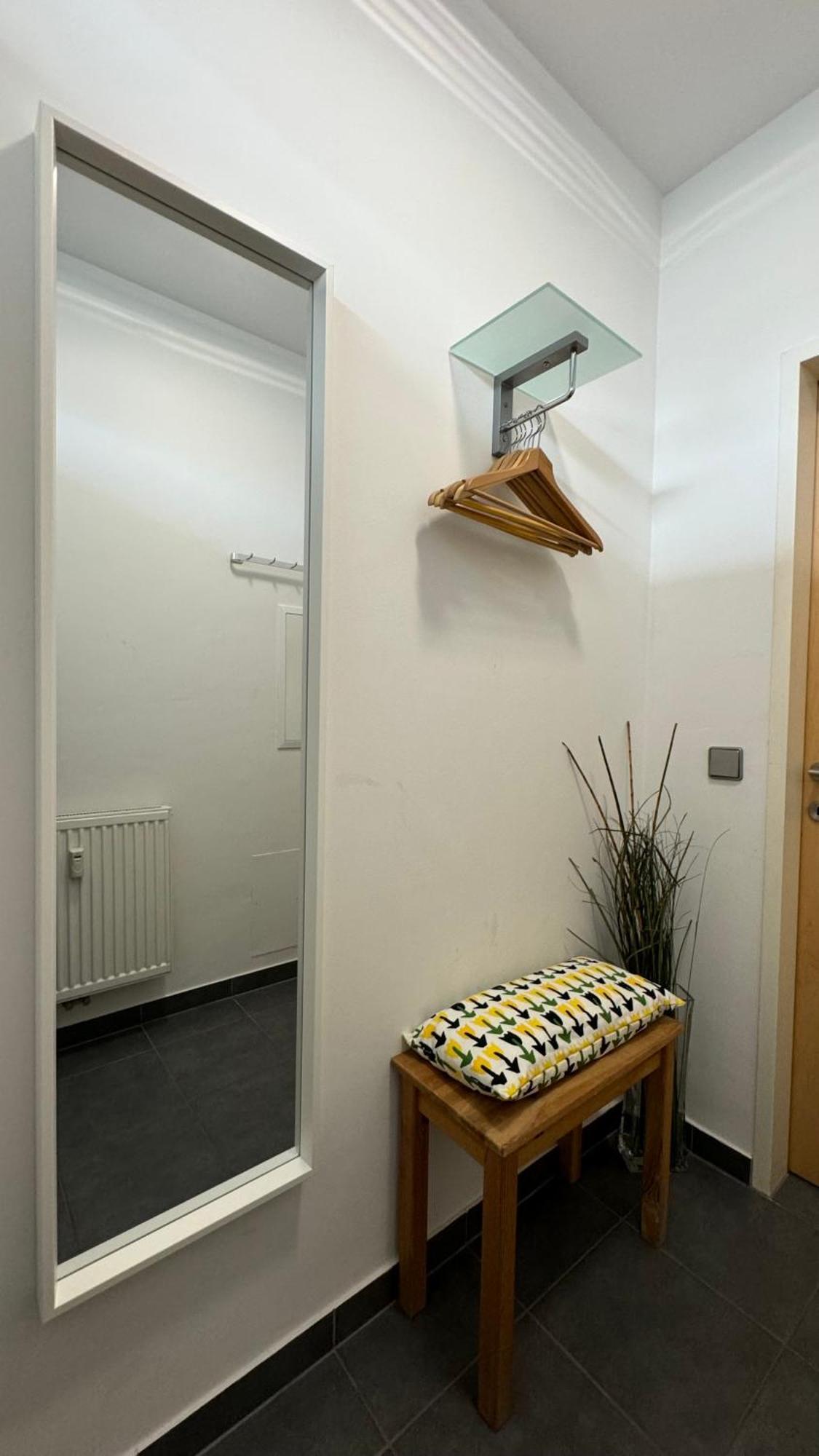 City Apartement Linz Fuer 5 Gaeste Mit Self-Checkin Und Kueche Buitenkant foto