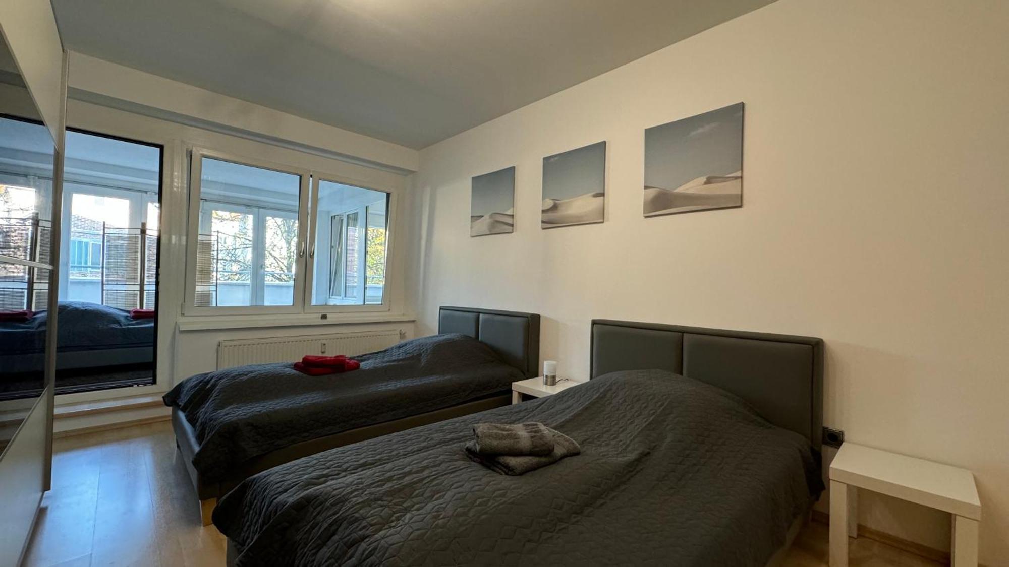 City Apartement Linz Fuer 5 Gaeste Mit Self-Checkin Und Kueche Buitenkant foto